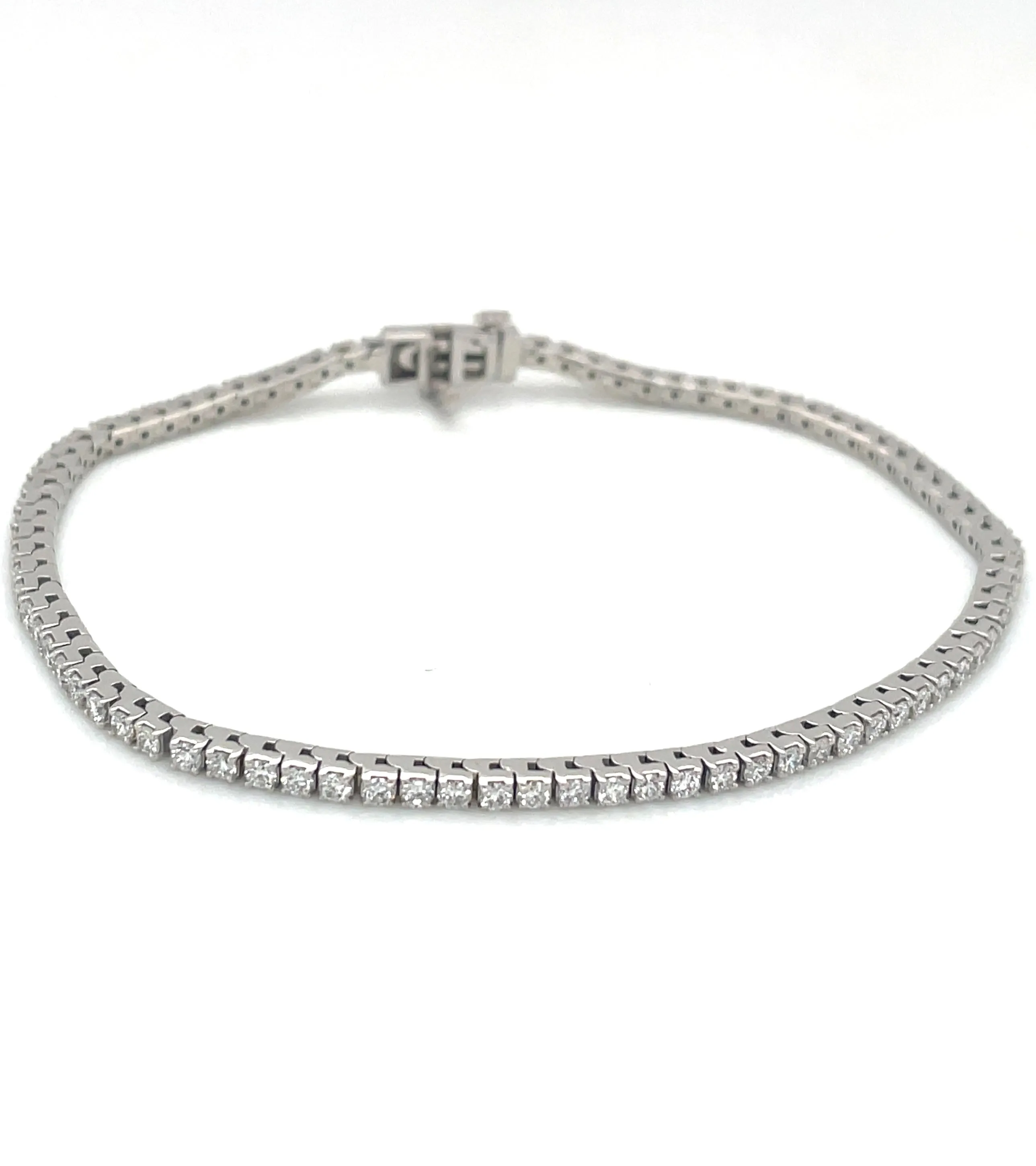 14ct White Gold Laboratory Grown 1.87ct Diamond Tennis Bracelet