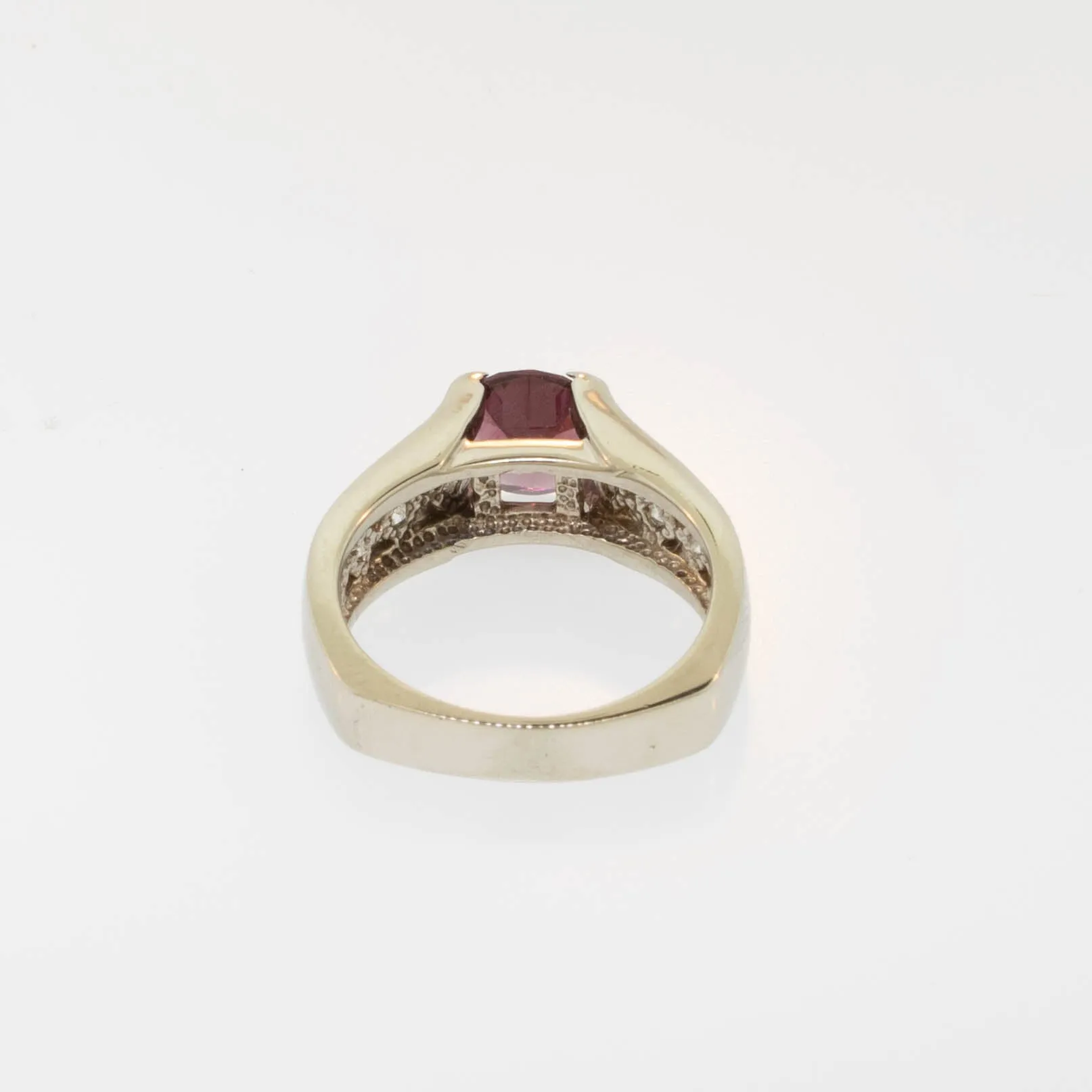 14K White Gold Rhodalite Garnet and Princess-Cut Diamond Ring Sz 7.25 Preowned