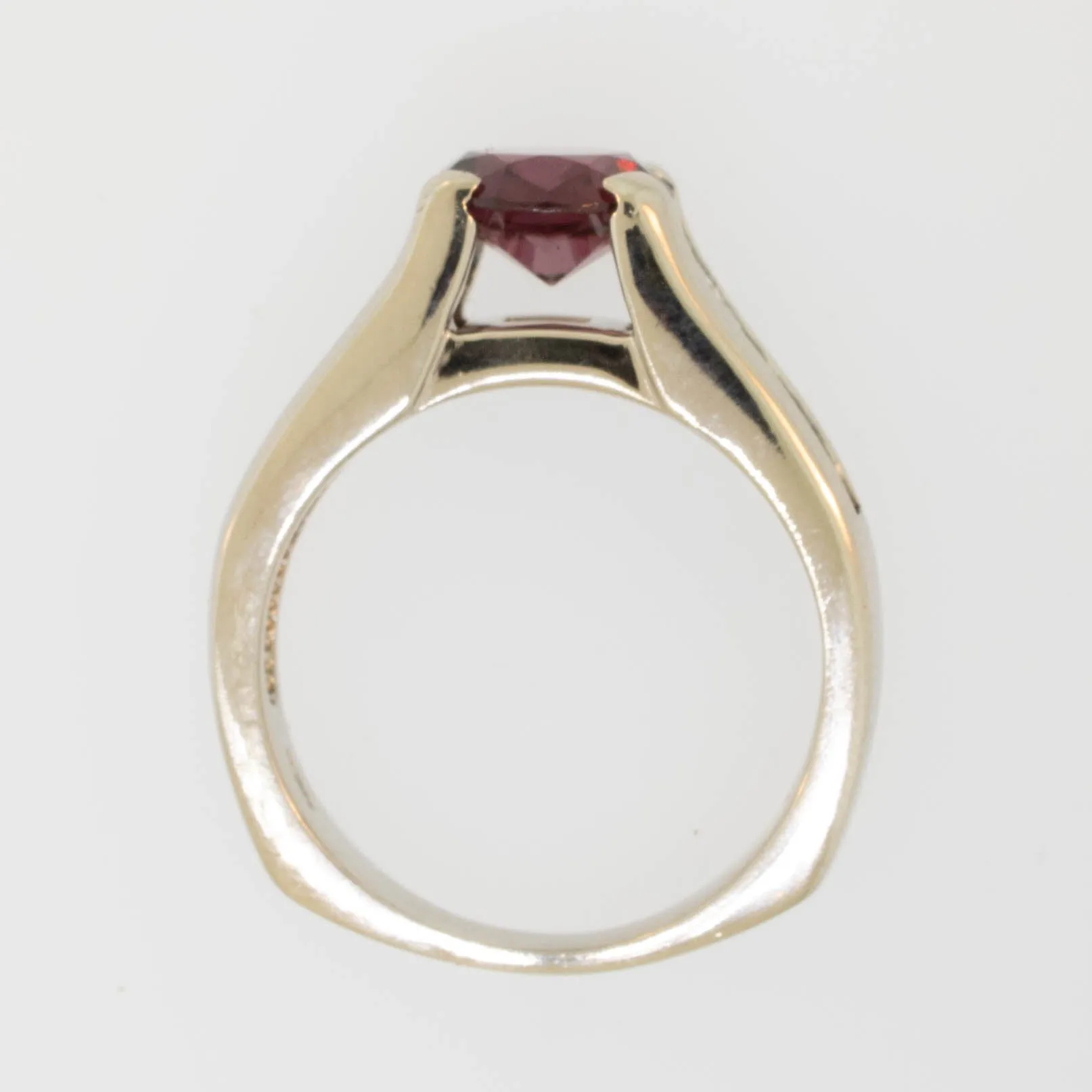 14K White Gold Rhodalite Garnet and Princess-Cut Diamond Ring Sz 7.25 Preowned