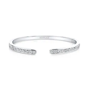 18K WHITE GOLD DIAMOND MELE=1.46ctw G/VS2 SCALLOP ARTISAN PAVE OPEN TOP SPRING ARM HINGED BRACELET