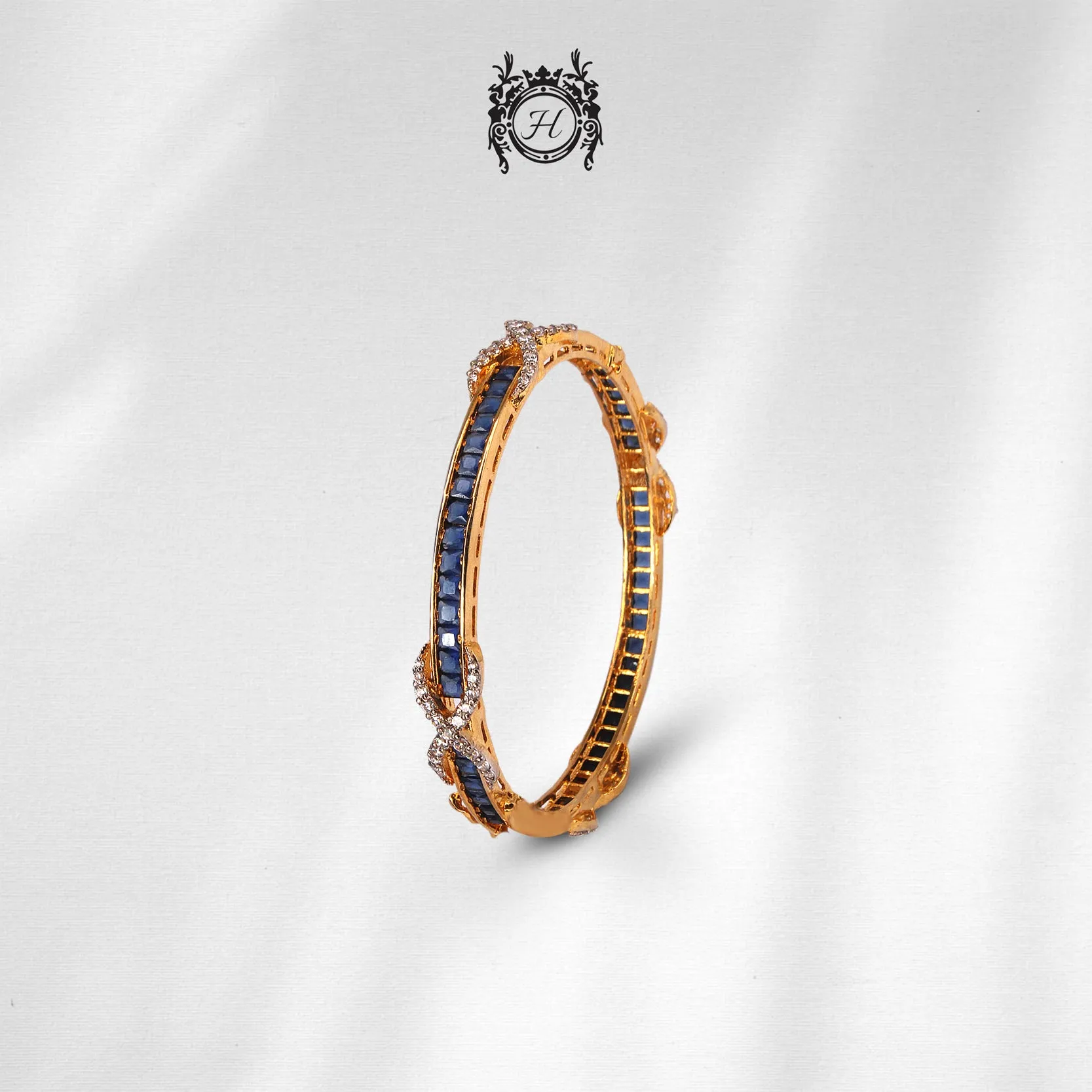 Bangle in Chetum and Zircons