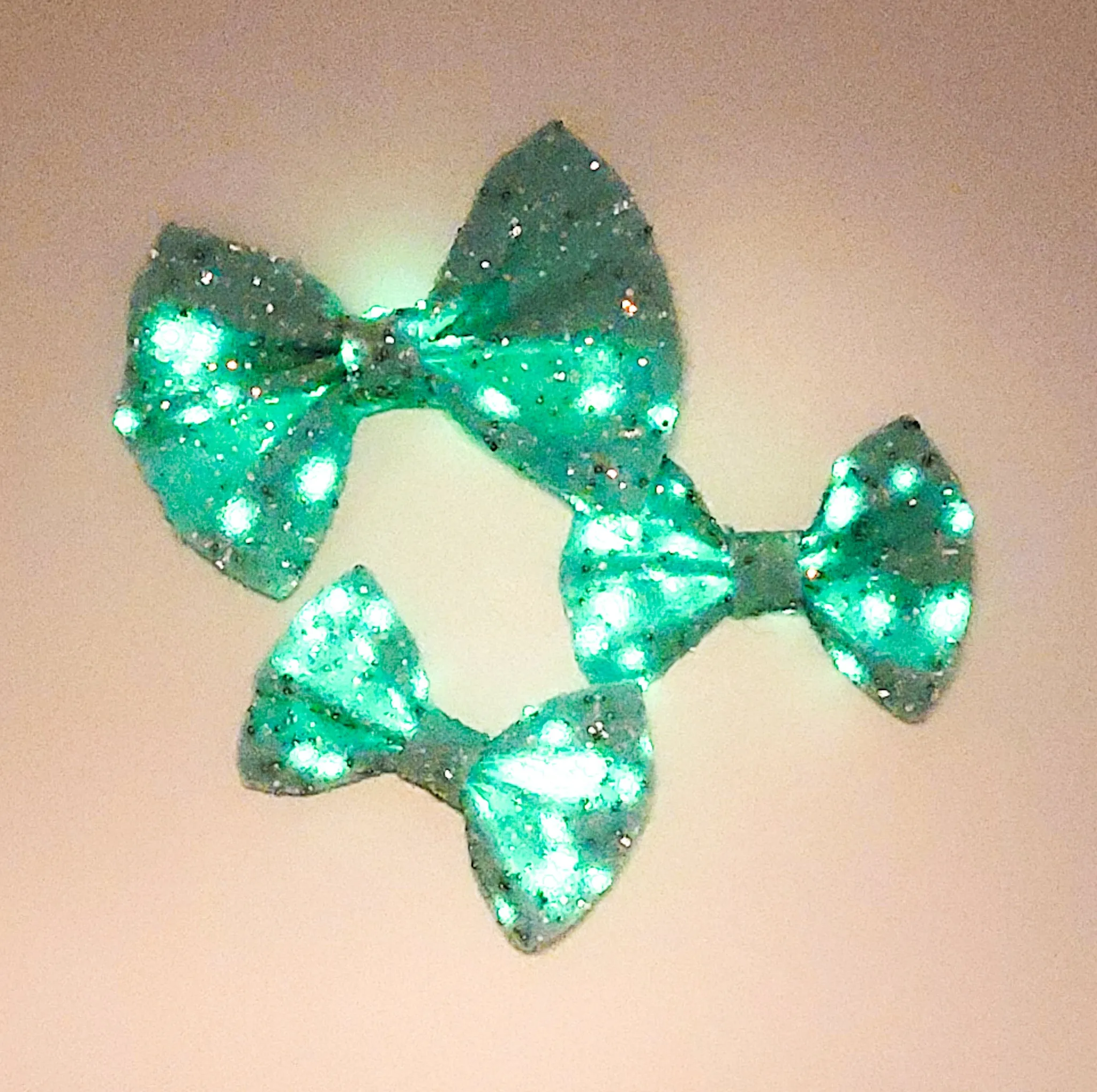 Birthstone Bow: December, Blue Zircon