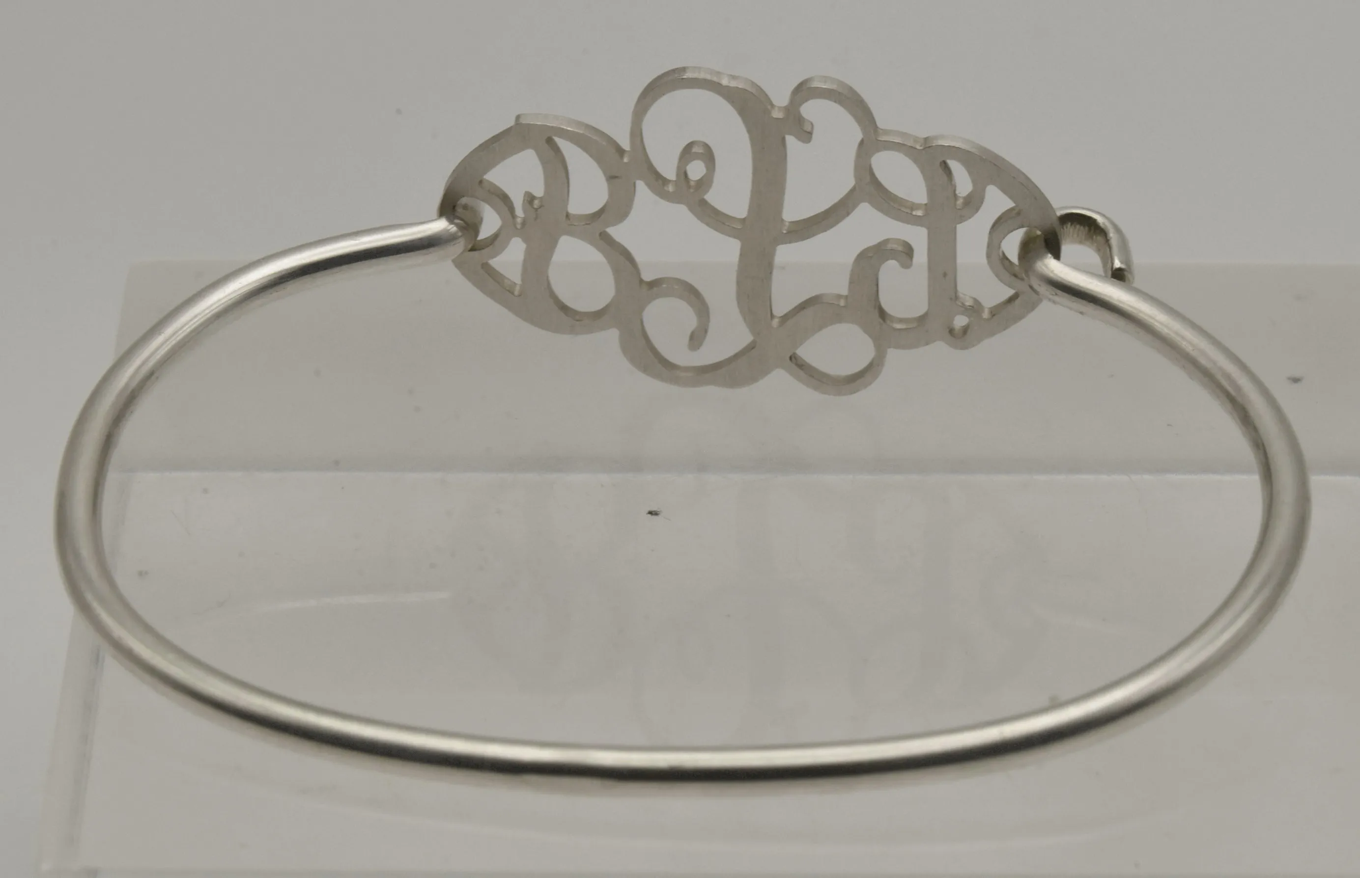 Vintage Sterling Silver Monogram Clasped Bangle Bracelet